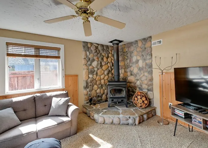 Cozy Ashford Home - 5 Mi To Rainier Natl Park!