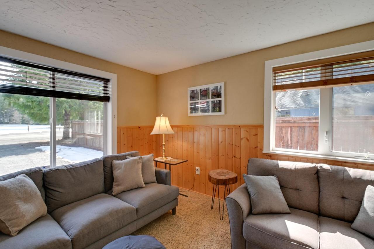 Cozy - 5 Mi To Rainier Natl Park! Holiday home *